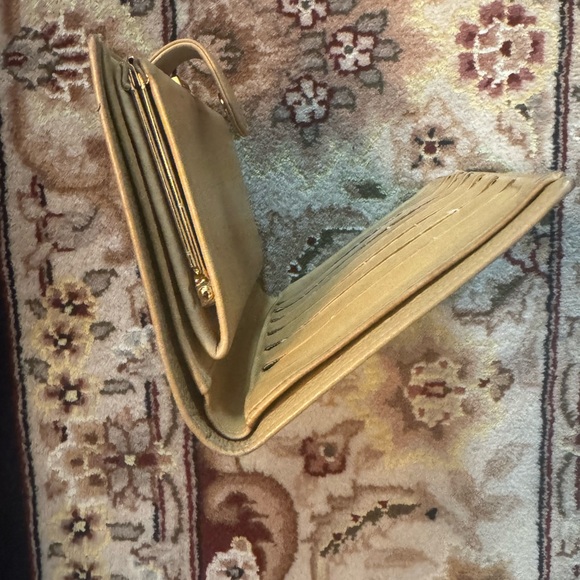 🍁SOLD🍁Chanel Caviar Beige Timeless Wallet - Picture 5 of 12